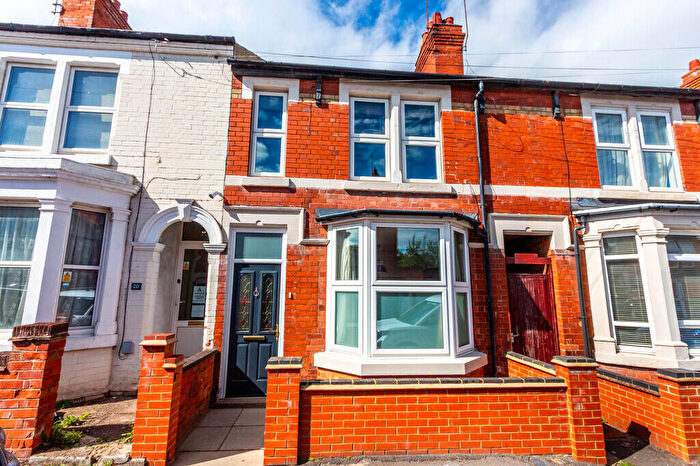 3 Bedroom Terraced House For Sale In Brookfield Road, Rushden, NN10