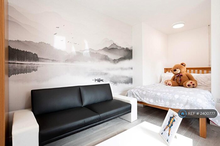 Studio To Rent In Turpyn Court, Cambridge, CB4