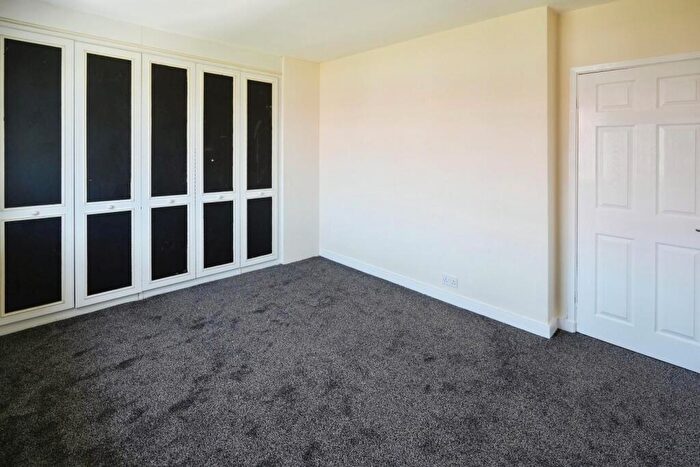 3 Bedroom Semi-Detached House To Rent In Largs Walk, Manchester, M23