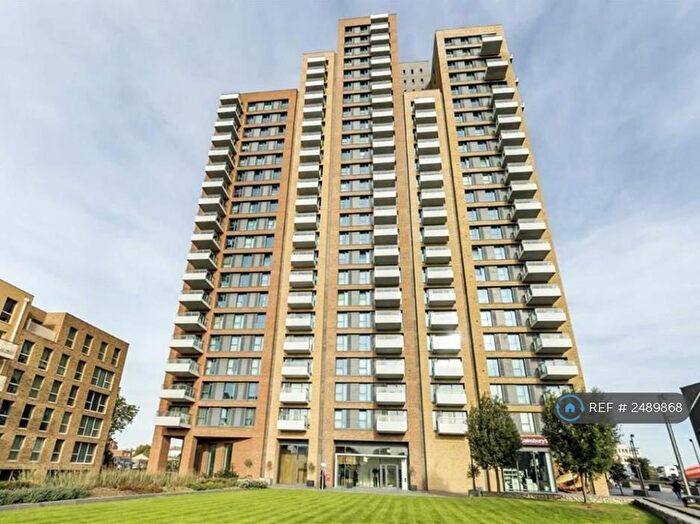 Studio To Rent In Marner Point, London, E3