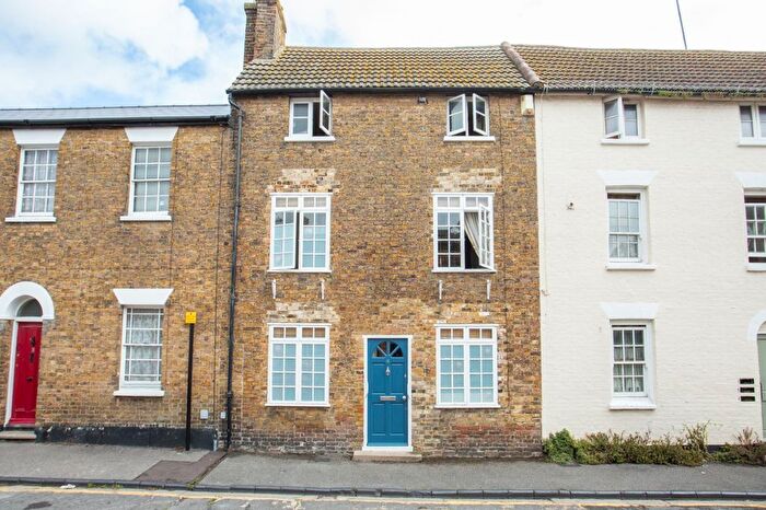 2 Bedroom Terraced House For Sale In New Street, Herne Bay, Kent, CT6