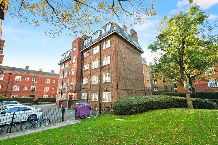 1 Bedroom Flat To Rent In Merceron Houses, Globe Road, London, E2