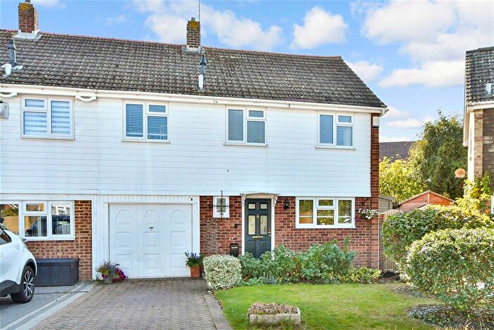 4 Bedroom End Terrace House For Sale In The Maltings, Rainham, Gillingham, Kent, ME8