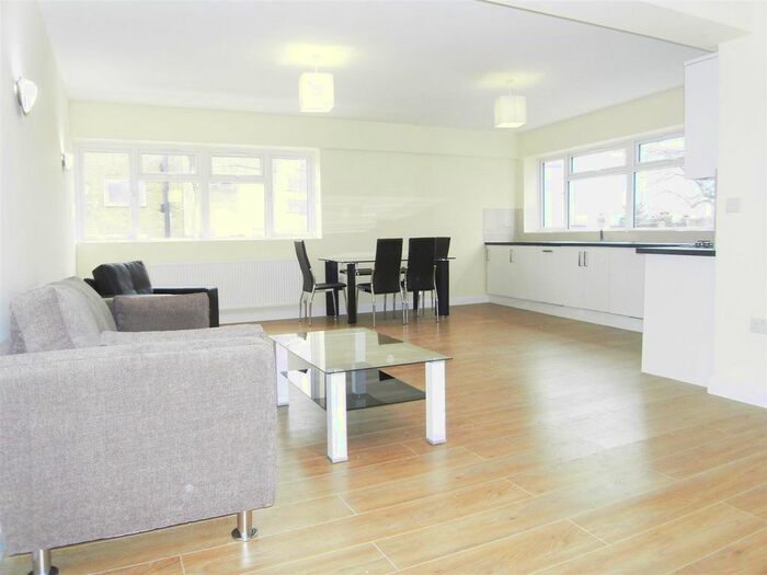 2 Bedroom Flat To Rent In Station Road, Harrow, HA1