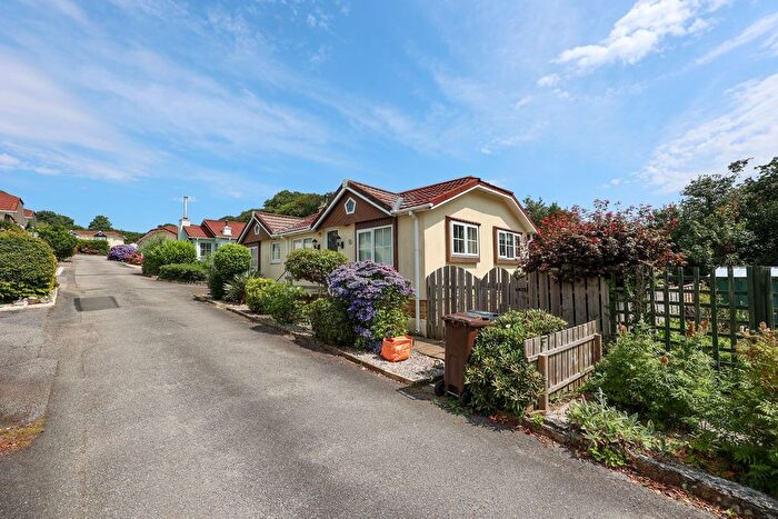 2 Bedroom Park Home For Sale In Trewhiddle, St Austell, PL26