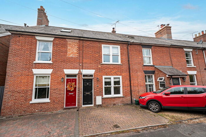 2 Bedroom Terraced House For Sale In Oakland Road, Whitchurch, RG28