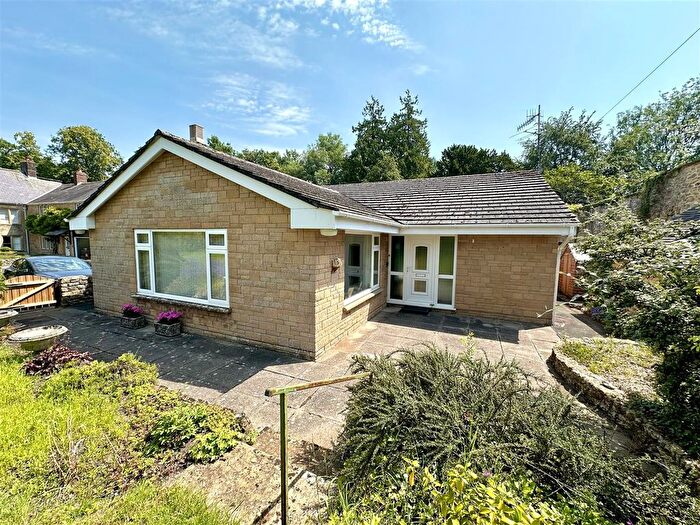 4 Bedroom Detached Bungalow For Sale In Fleet Street, Beaminster, DT8