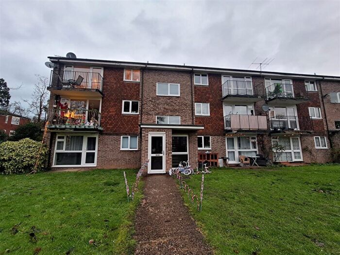 2 Bedroom Flat To Rent In Westcote Road, Reading, RG30