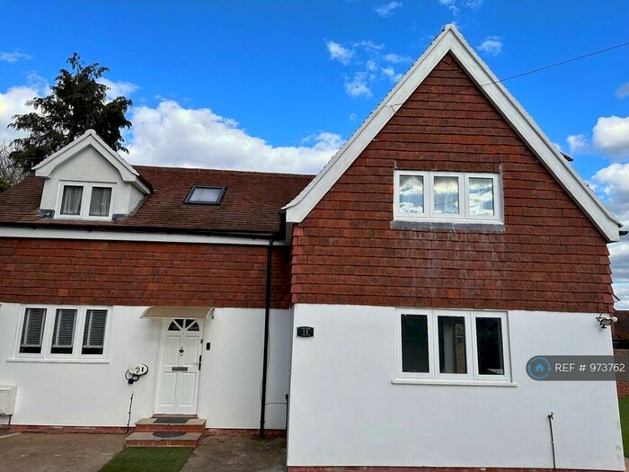 3 Bedroom Detached House To Rent In Cockshot Hill, Reigate, RH2