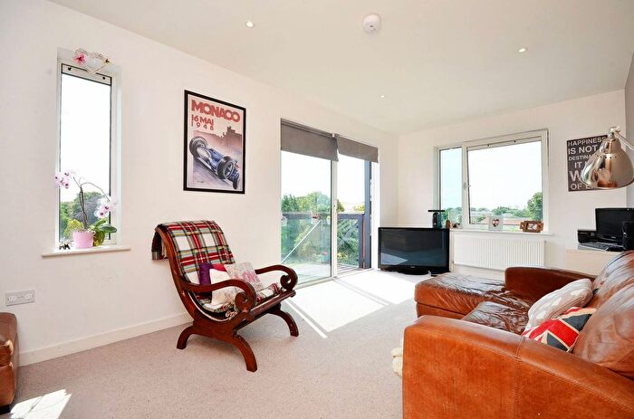 2 Bedroom Flat For Sale In Hardy House, Union Lane, Isleworth, TW7