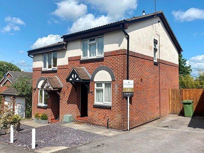 2 Bedroom Semi-Detached House To Rent In Clayhill Close, Waltham Chase, Southampton, Hampshire, SO32