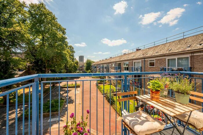 1 Bedroom Flat To Rent In Thorburn Square, Bermondsey, London, SE1