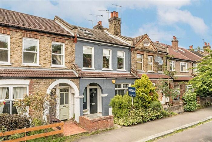 1 Bedroom Maisonette For Sale In Malyons Road, Ladywell, SE13