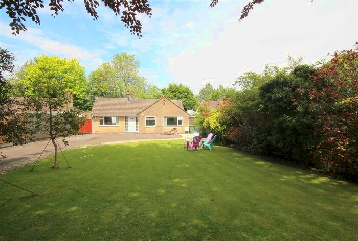 4 Bedroom Property To Rent In High Street, Blunsdon, Swindon, SN26