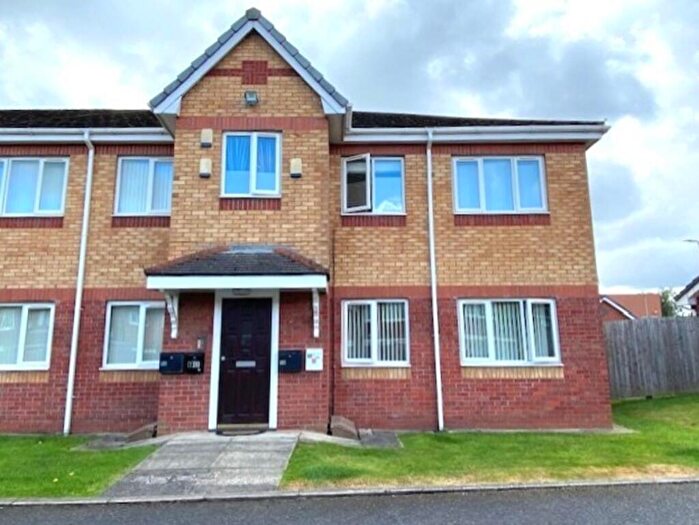 2 Bedroom Apartment For Sale In Larchtree Mews, Liverpool, L12