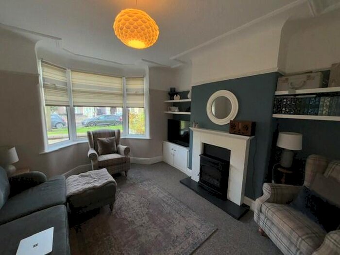 3 Bedroom House To Rent In Green Lane North, L16