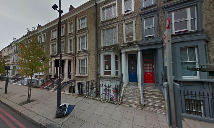 Studio To Rent In Warwick Road, Earls Court, London, SW5