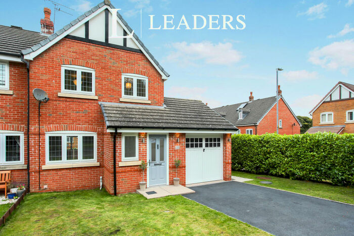 3 Bedroom Town House To Rent In Beaumont Rise; Blythe Bridge;, ST11