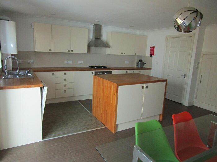 3 Bedroom House To Rent In Mount Pleasant Road, Exeter, EX4