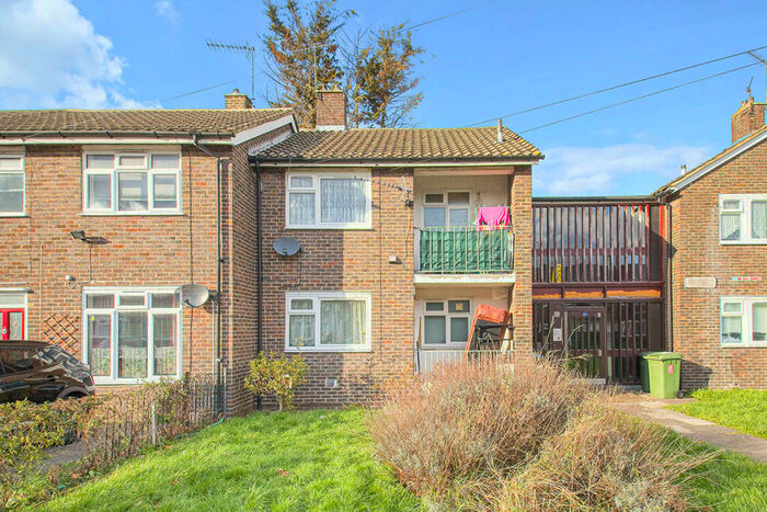 1 Bedroom Flat For Sale In Panfield Road, London, SE2
