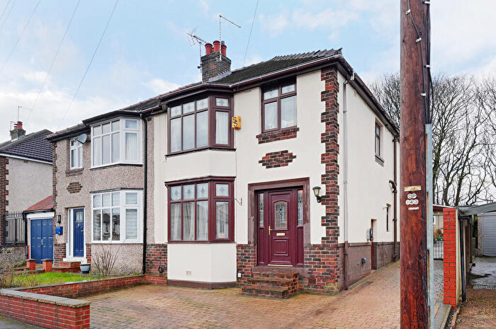 3 Bedroom Semi-Detached House For Sale In Crawshaw Grove, Sheffield, S8