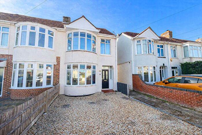 3 Bedroom End Of Terrace House For Sale In Eastbourne Avenue, Gosport, PO12