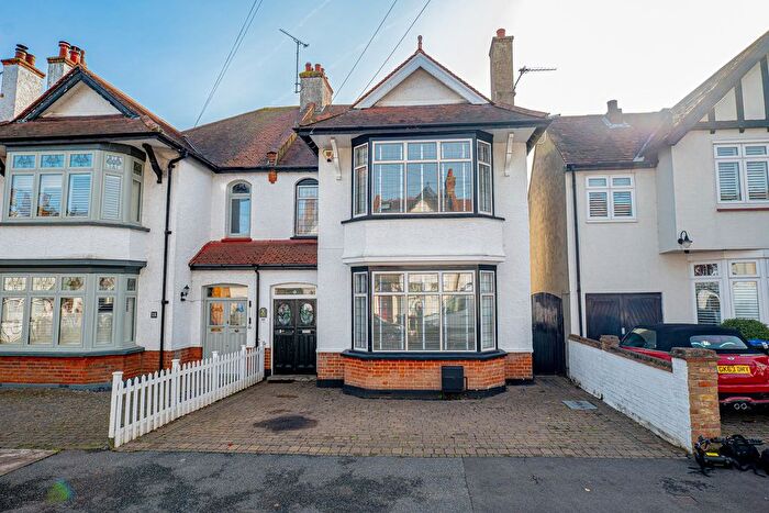 4 Bedroom Semi Detached House For Sale In Sunningdale Avenue, Leigh-On-Sea, SS9