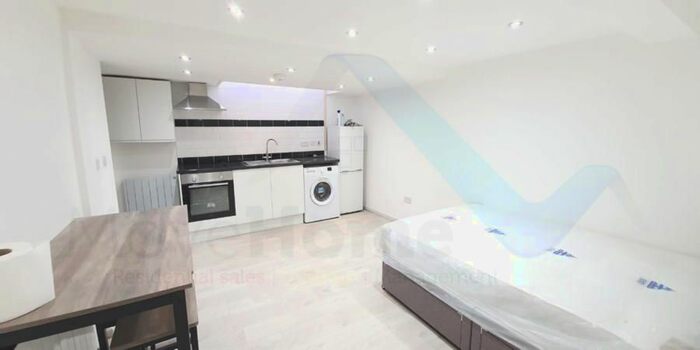 Studio To Rent In Caledonian Road, Kings Cross, N1