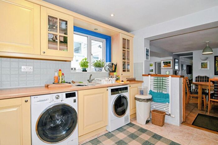 4 Bedroom Terraced House For Sale In Mill Street, Torrington, EX38