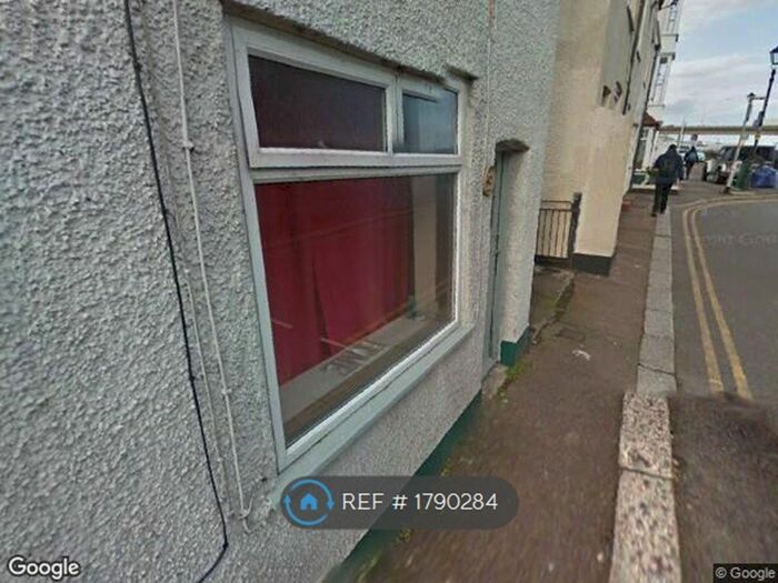 2 Bedroom End Of Terrace House To Rent In East Cliff, Dover, CT16
