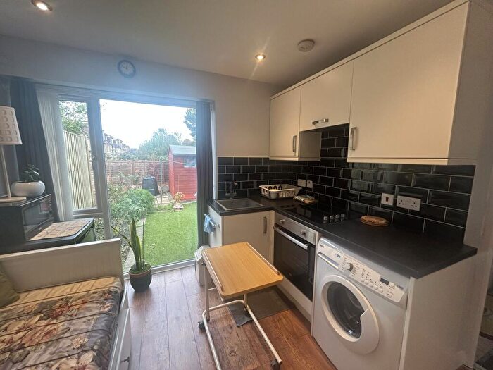 1 Bedroom House To Rent In Malden Hill Gardens, New Malden, KT3