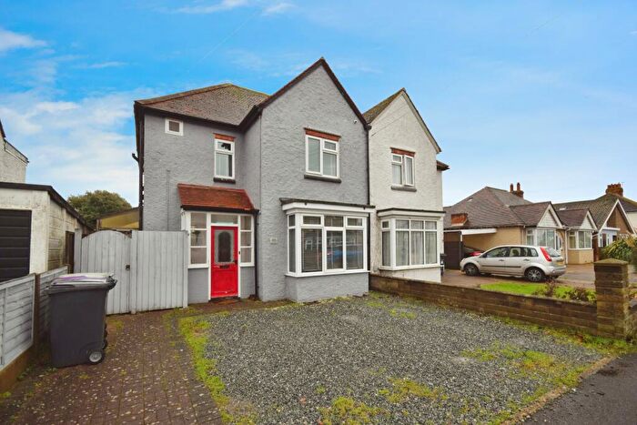 3 Bedroom Semi Detached House For Sale In Hoylake Drive, Skegness, PE25