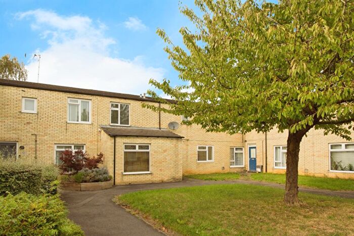 3 Bedroom Terraced House For Sale In Nuns Way, Cambridge, CB4