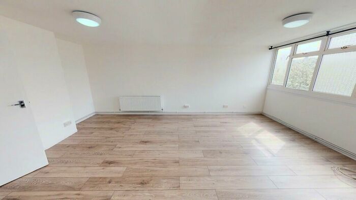 2 Bedroom Apartment To Rent In Two Bedroom Flat To Rent In Croydon, CR0