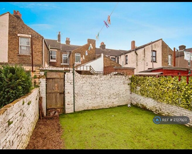 2 Bedroom Maisonette To Rent In Invicta Road, Sheerness, ME12