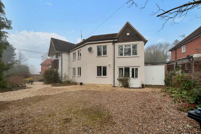 3 Bedroom Semi-Detached House To Rent In Wood Lane, Sonning Common, Reading, Oxfordshire, RG4