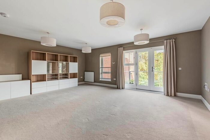 2 Bedroom Flat To Rent In Cholsey Meadows, Cholsey, OX10