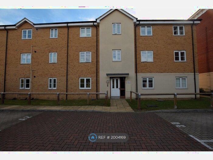 2 Bedroom Flat To Rent In Stubbs Court, Watford, WD24