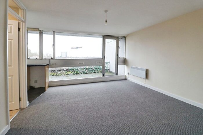 1 Bedroom Flat To Rent In Chichester Road, Southend On Sea, SS1