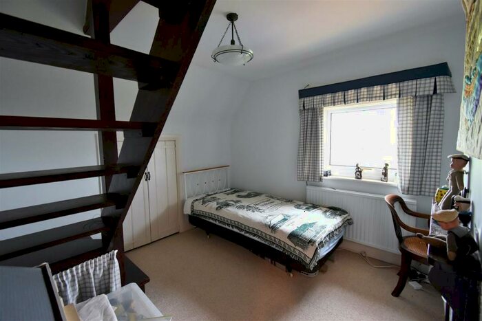 3 Bedroom Detached House For Sale In Bury Lane, Merstone, Iw, PO30