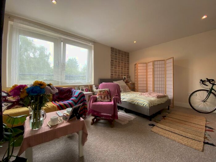 1 Bedroom Terraced House To Rent In Great Ormes, Prospect Place, Cardiff Bay, CF11