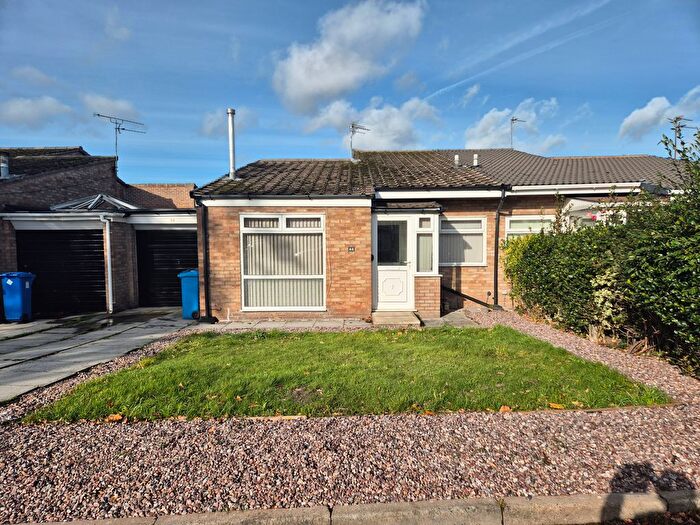 3 Bedroom Semi-Detached House To Rent In The Copse, Palacefields, Runcorn, WA7