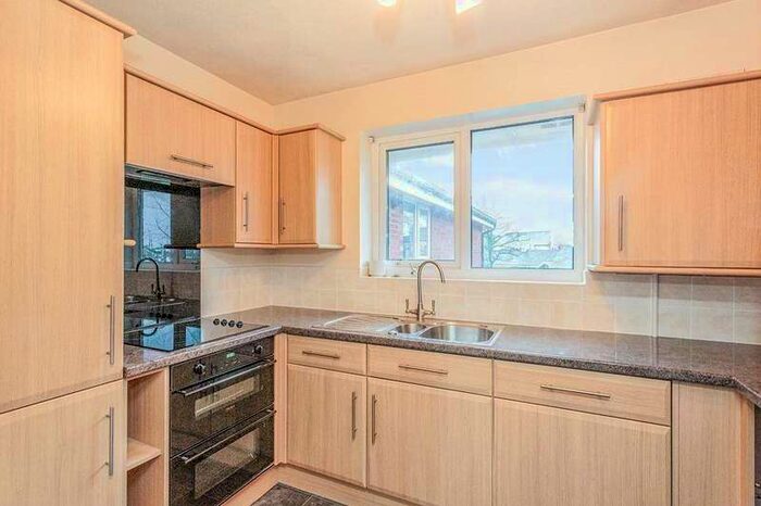 1 Bedroom Apartment To Rent In Sherbourne Court, Sherbourne Close, Poulton-le-fylde, FY6