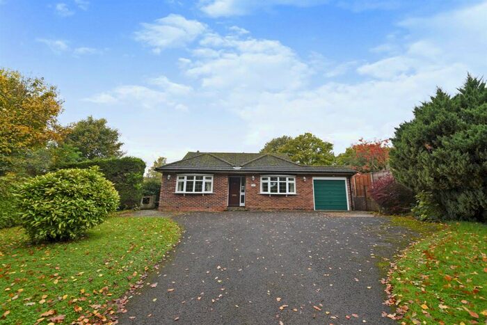 3 Bedroom Detached Bungalow For Sale In College Lane, Ellisfield, Basingstoke, RG25