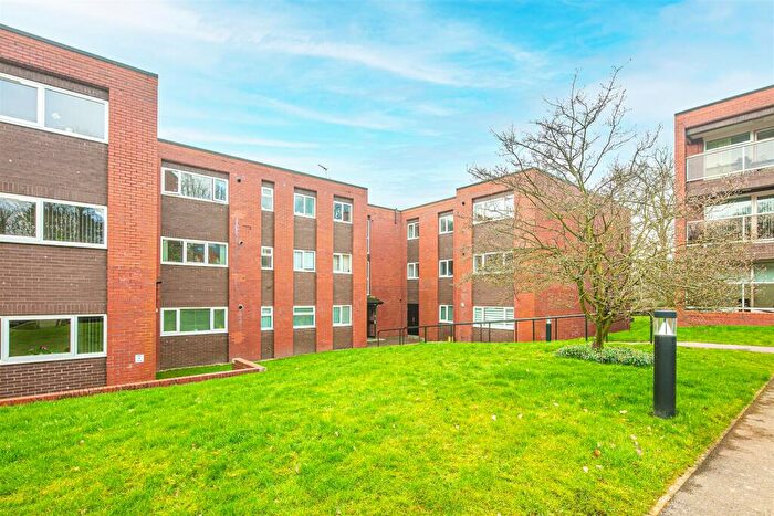 2 Bedroom Apartment For Sale In Storth Park, Fulwood, S10