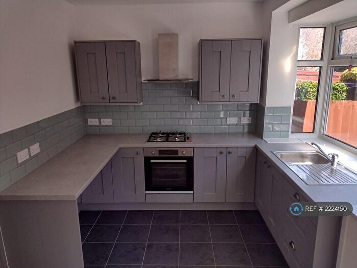 3 Bedroom Terraced House To Rent In Chesnut Road, Liverpool, L21