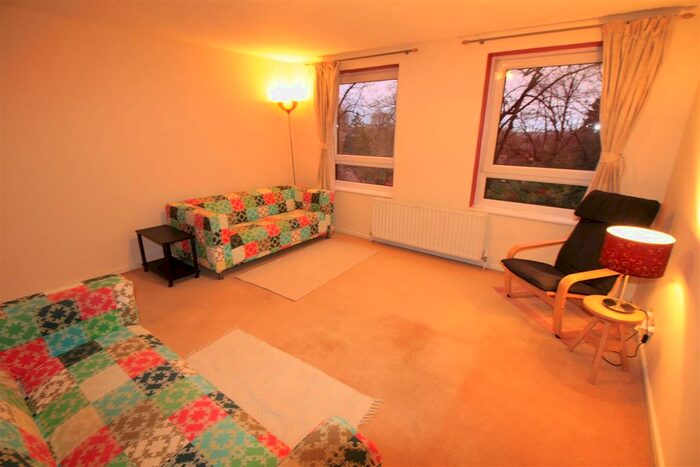 2 Bedroom Flat To Rent In Redcliffe Road, Mapperley Park, Nottingham NG3