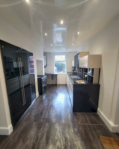 3 Bedroom Terraced House To Rent In Elmfield Road, Doncaster, DN1