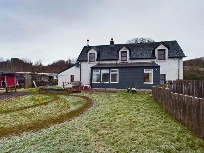 4 Bedroom Property For Sale In Craigard, Banavie, Fort William, PH33