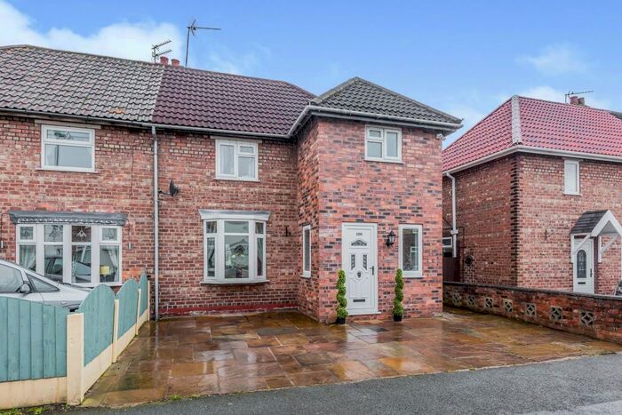 3 Bedroom Semi-Detached House To Rent In Danefield Road, Northwich, Cheshire, CW9